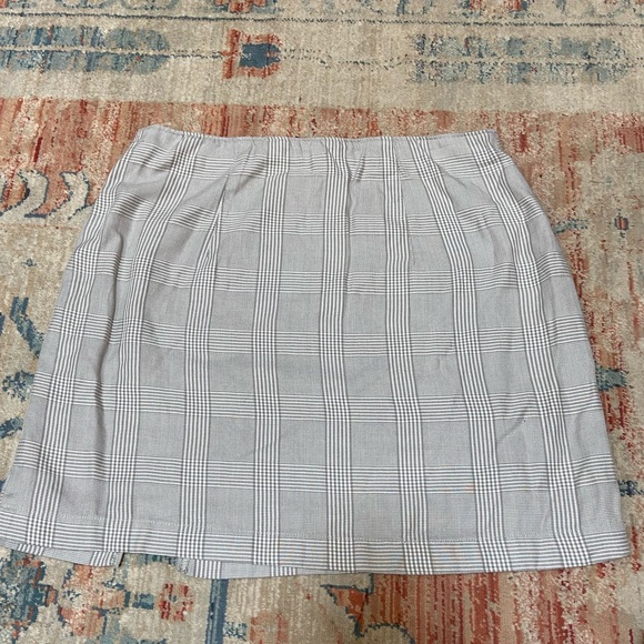Abercrombie and Fitch Plaid Skirt NWT - Picture 4 of 5
